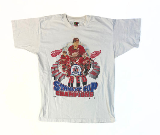 1997 Detroit Red Wings Stanley Cup Champs T-Shirt